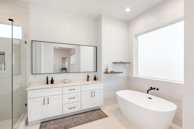 8907 Maple Hill Ln, Orangevale, CA 95662