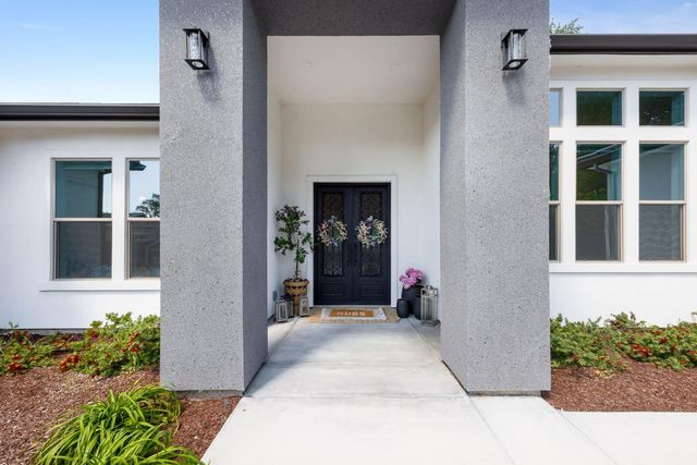 8907 Maple Hill Ln, Orangevale, CA 95662