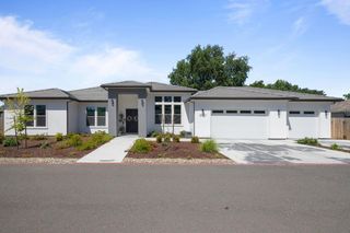 8907 Maple Hill Ln, Orangevale, CA 95662