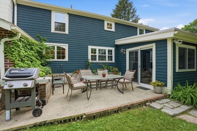 354 High St, Pembroke, MA 02359