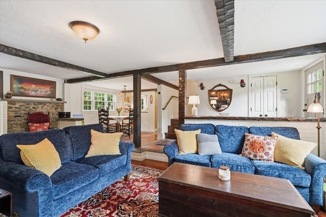 354 High St, Pembroke, MA 02359