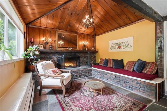 354 High St, Pembroke, MA 02359