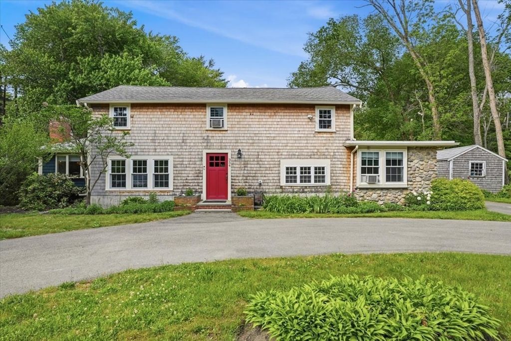 354 High St, Pembroke, MA 02359