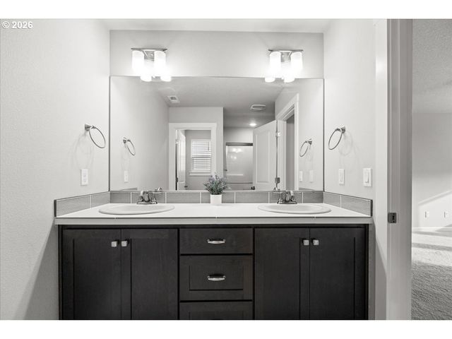 1593 19TH Ave, Forest Grove, OR 97116