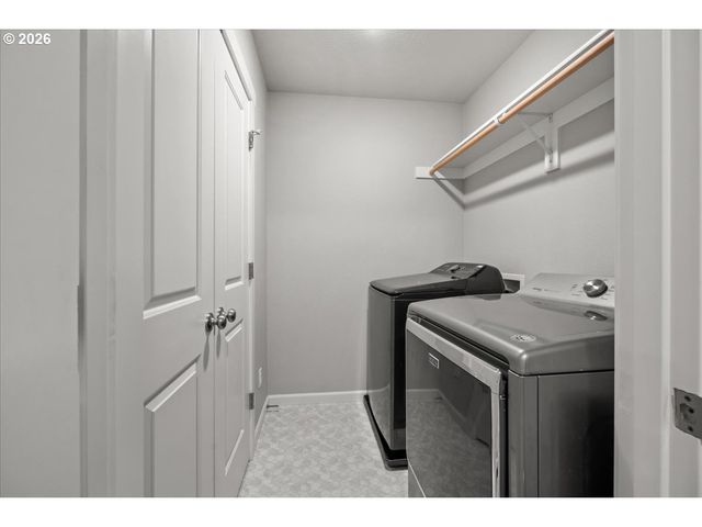 1593 19TH Ave, Forest Grove, OR 97116