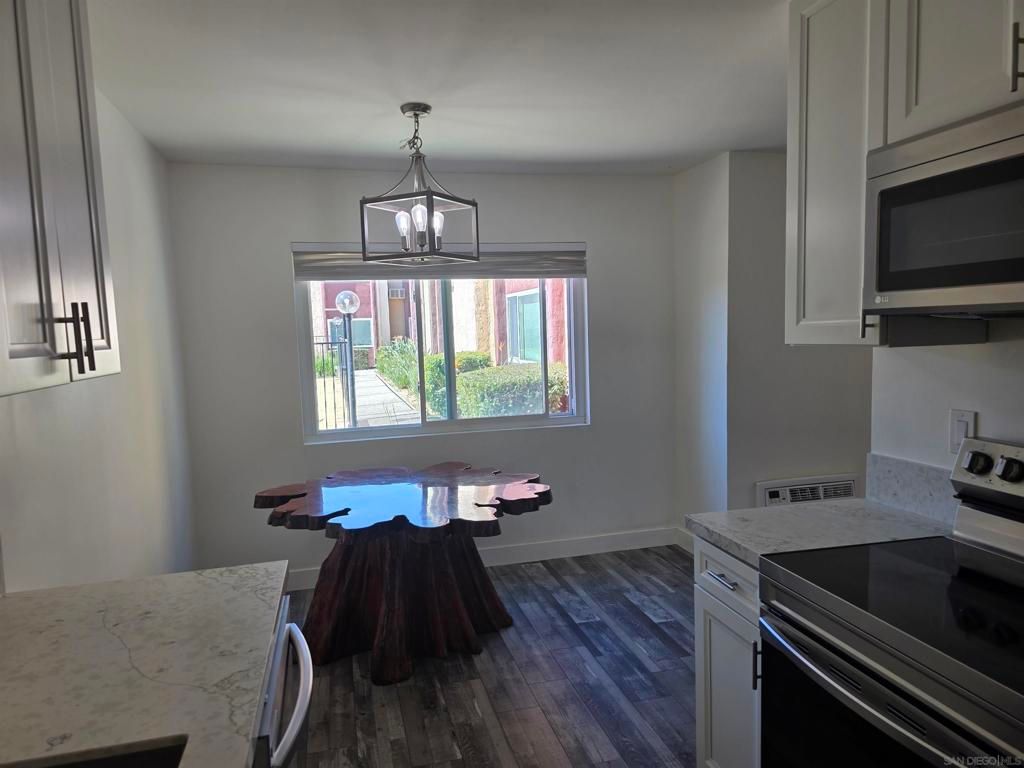 Image 11 of property listing at 4844 68Th St 3, San Diego, CA 92115