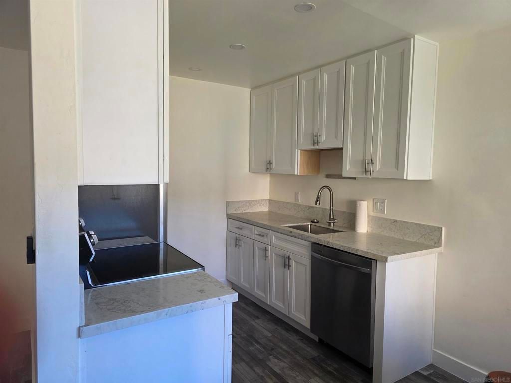 Image 13 of property listing at 4844 68Th St 3, San Diego, CA 92115