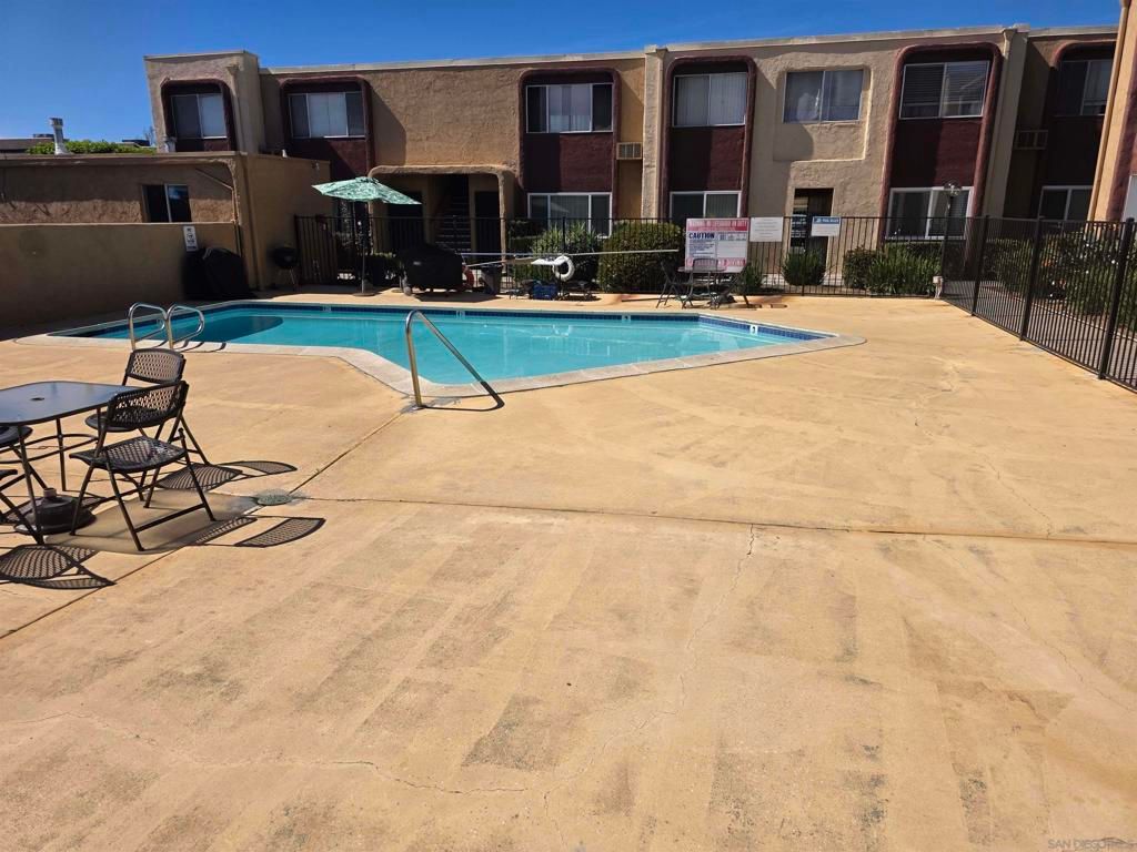 Image 2 of property listing at 4844 68Th St 3, San Diego, CA 92115