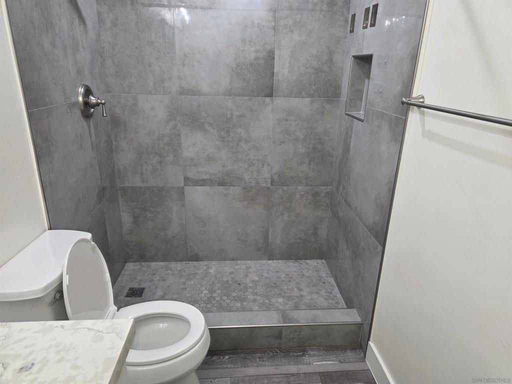 Image 33 of property listing at 4844 68Th St 3, San Diego, CA 92115