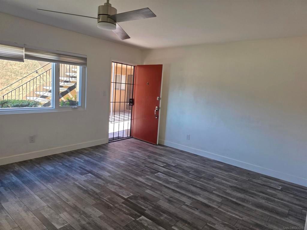 Image 8 of property listing at 4844 68Th St 3, San Diego, CA 92115