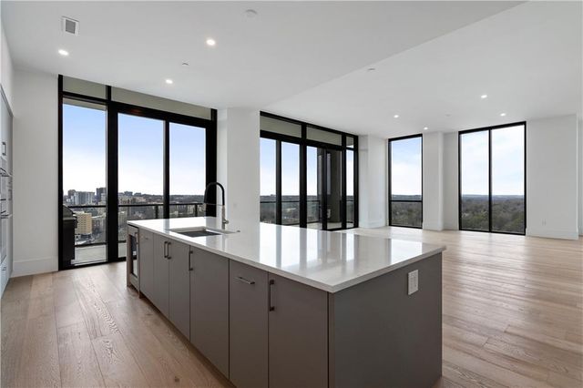 2425 Peachtree Road 1806, Atlanta, GA 30305