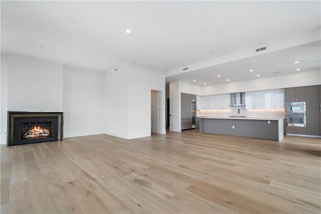 2425 Peachtree Road 1806, Atlanta, GA 30305