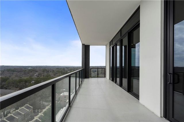 2425 Peachtree Road 1806, Atlanta, GA 30305