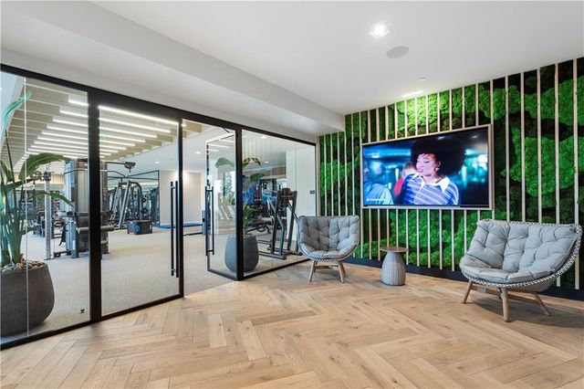 2425 Peachtree Road 1806, Atlanta, GA 30305