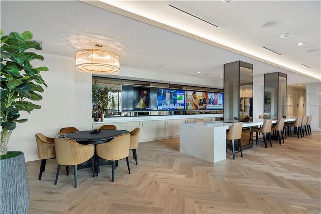 2425 Peachtree Road 1806, Atlanta, GA 30305