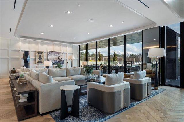 2425 Peachtree Road 1806, Atlanta, GA 30305