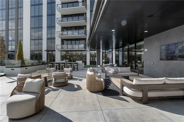 2425 Peachtree Road 1806, Atlanta, GA 30305