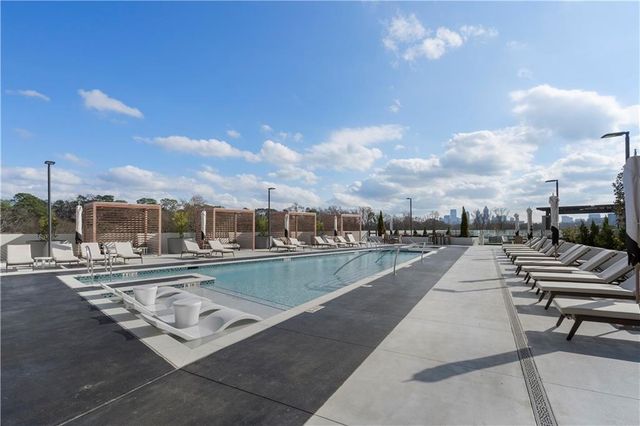 2425 Peachtree Road 1806, Atlanta, GA 30305