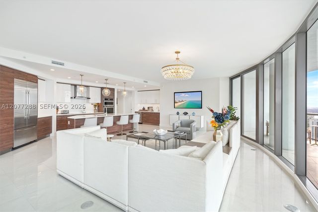100 E Las Olas Blvd 4203, Fort Lauderdale, FL 33301