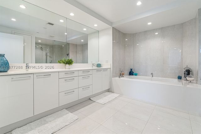 100 E Las Olas Blvd 4203, Fort Lauderdale, FL 33301