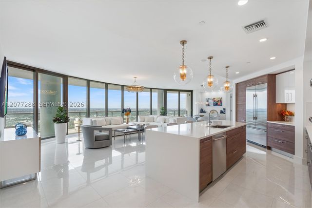 100 E Las Olas Blvd 4203, Fort Lauderdale, FL 33301
