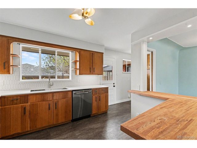 3690 Pierce St, Wheat Ridge, CO 80033