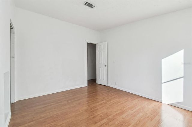 5530 EUREKA SPRINGS ROAD, Tampa, FL 33610