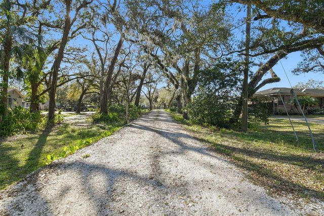 5530 EUREKA SPRINGS ROAD, Tampa, FL 33610
