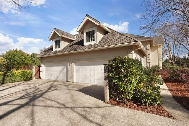 8633 White Owl Ct, Orangevale, CA 95662