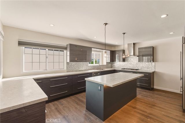 1659 Puebla, Glendale, CA 91207