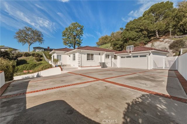 1659 Puebla, Glendale, CA 91207