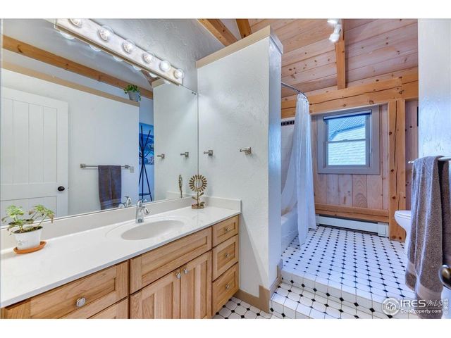 1057 Reed Ranch Rd, Boulder, CO 80302