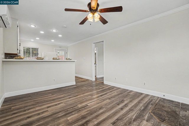 2165 James St, Martinez, CA 94553