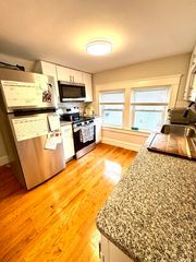 14 Mayflower Street 3, Providence, RI 02906