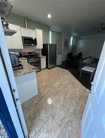 1200 75th Avenue, Oakland, CA 94621