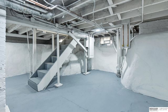 4531 N 39th Street, Omaha, NE 68111