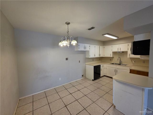 2301 N Stewart Road 7, Mission, TX 78574