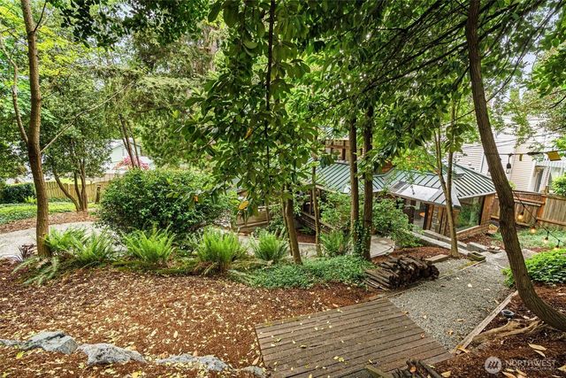 9629 California Avenue SW, Seattle, WA 98136