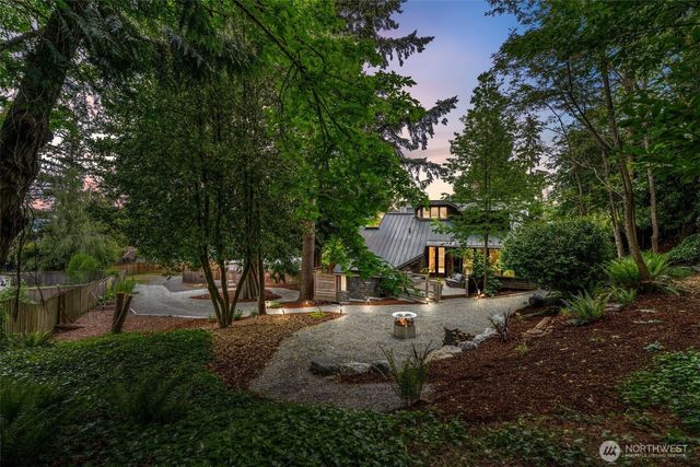 9629 California Avenue SW, Seattle, WA 98136