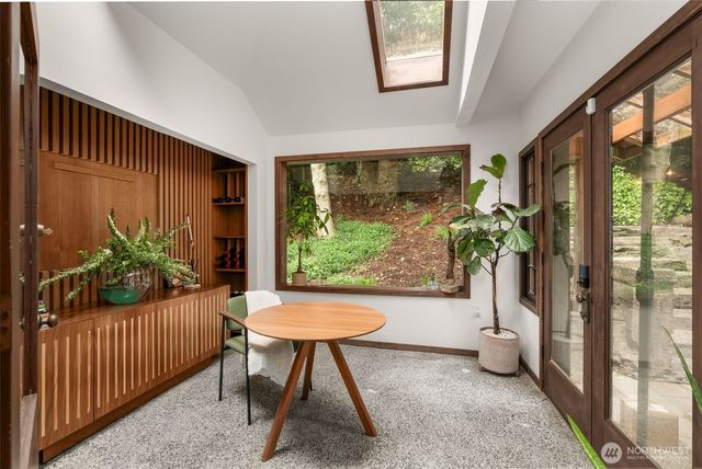 9629 California Avenue SW, Seattle, WA 98136