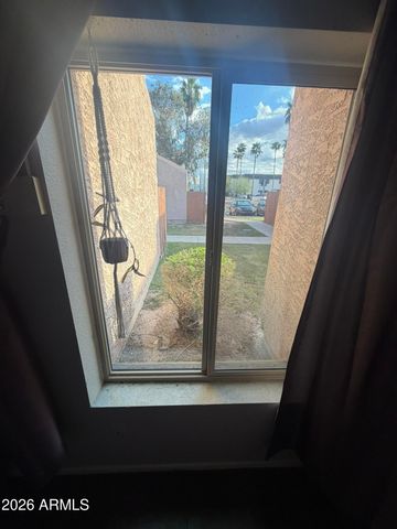 629 N MESA Drive N 27, Mesa, AZ 85201