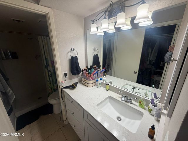 629 N MESA Drive N 27, Mesa, AZ 85201