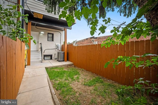 3904 MOUNT PLEASANT AVE, Baltimore, MD 21224