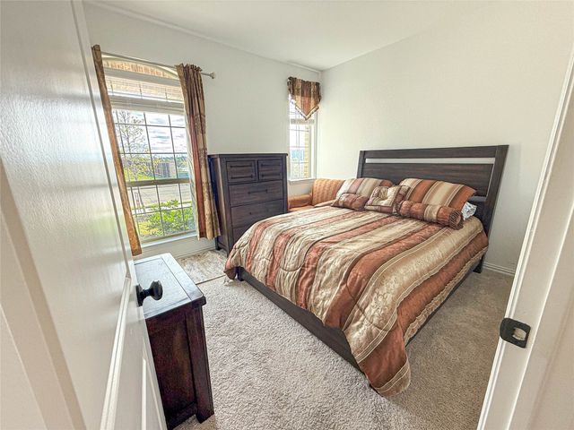 3401 Kingsview Drive, Denton, TX 76207