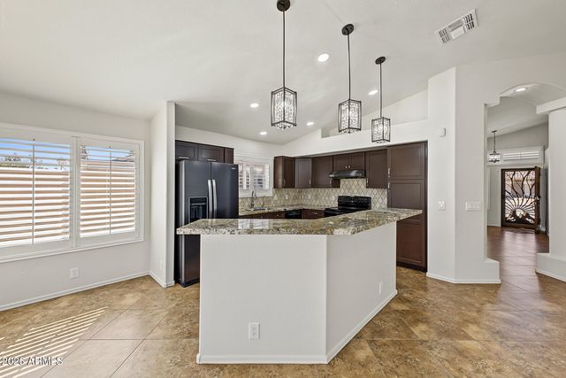 92 W Ivanhoe Street, Gilbert, AZ 85233