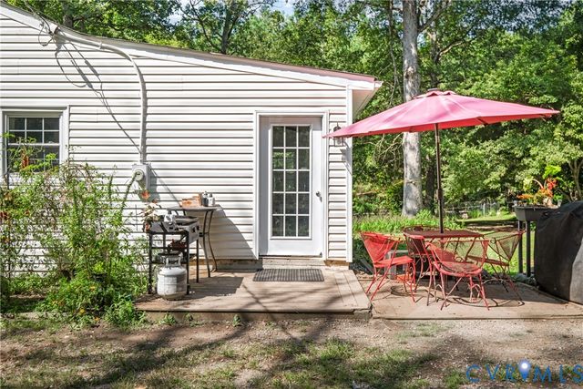 3940 Three Bridge Rd, Powhatan, VA 23139