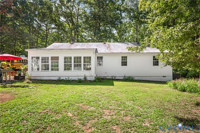 3940 Three Bridge Rd, Powhatan, VA 23139