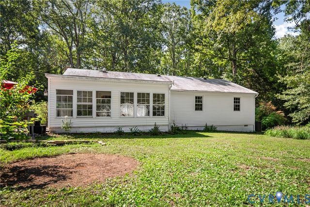 3940 Three Bridge Rd, Powhatan, VA 23139