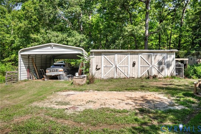 3940 Three Bridge Rd, Powhatan, VA 23139