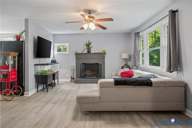 3940 Three Bridge Rd, Powhatan, VA 23139